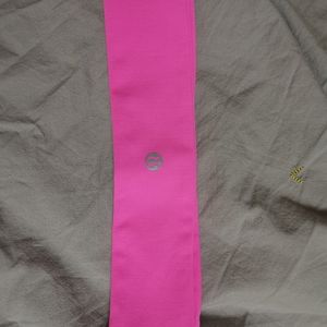 lululemon fly away tamer headband
